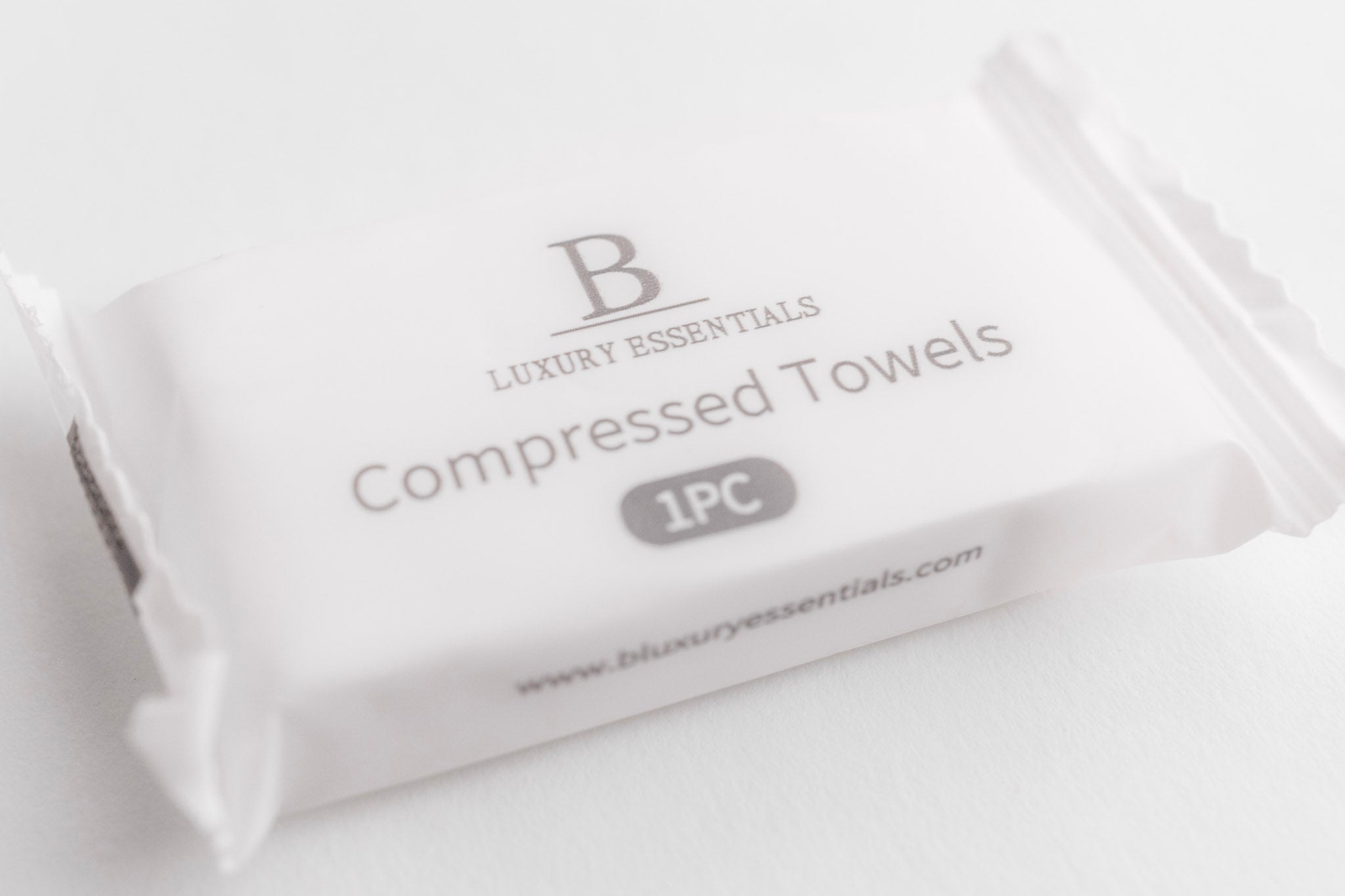 B Luxury Compressed Towels