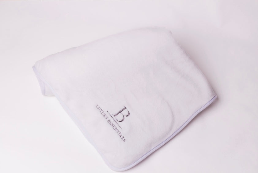 Traveling 2 in 1 Pillow and Blanket